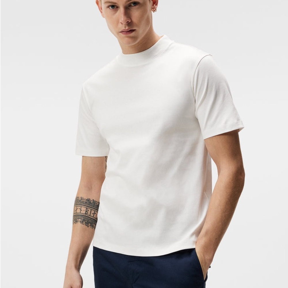 J. Lindeberg Ace Mock Neck T-Shirt NWT